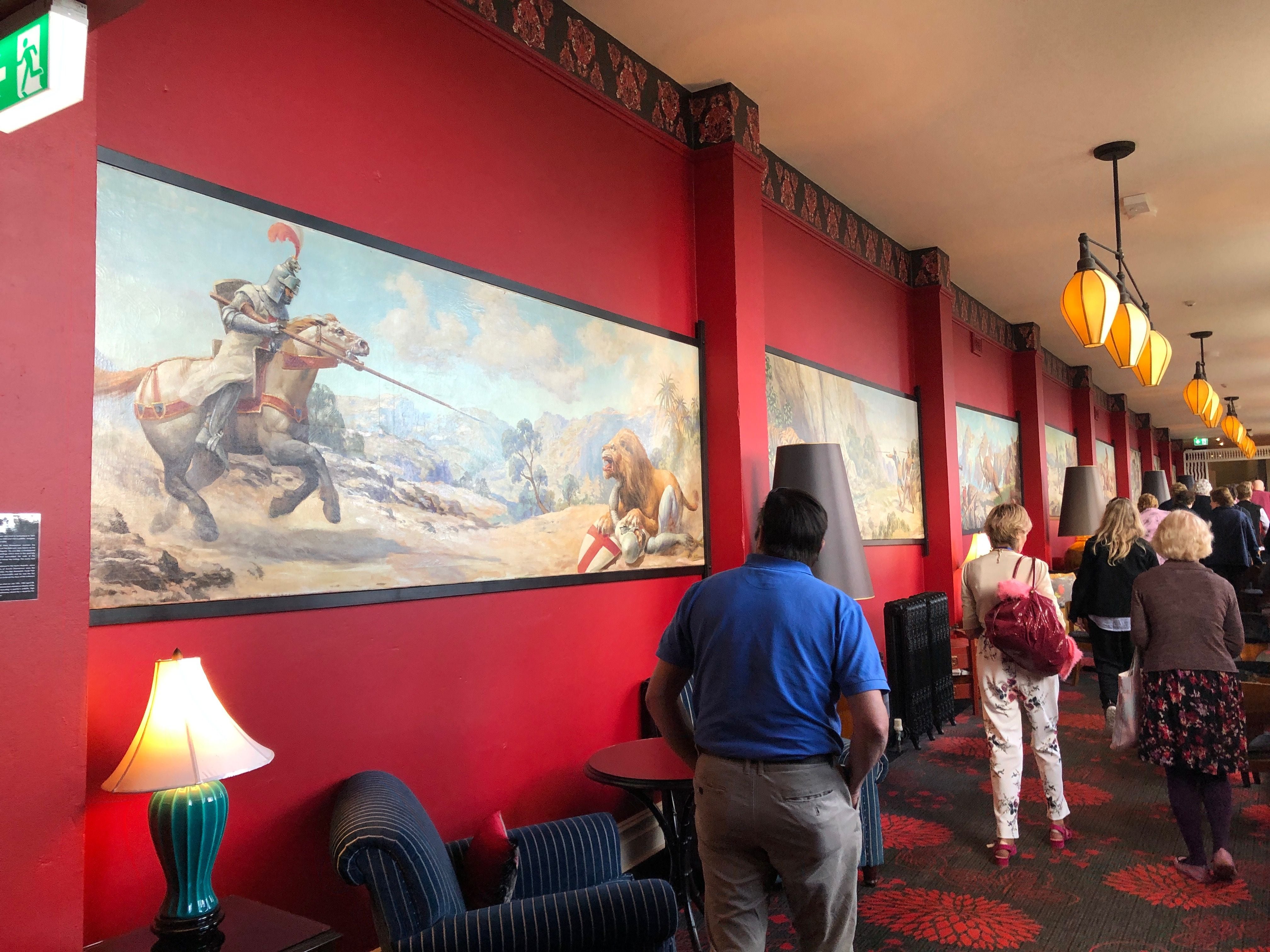 Hydro Majestic Public Day Tour Image -5da92670573a4